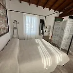 - La Corte Dei Mercanti - Centro Storico Apartamento *