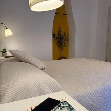 - La Corte Dei Mercanti - Centro Storico Apartamento Stresa