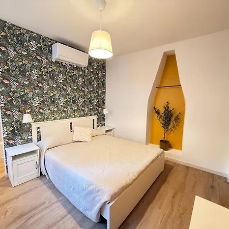 - La Corte Dei Mercanti - Centro Storico Apartamento Stresa