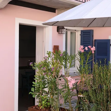 - La Corte Dei Mercanti - Centro Storico Appartamento Stresa