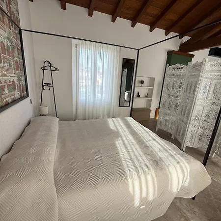 La Corte Dei Mercanti By Stresahome - Centro Storico Daire *