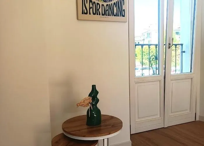 - La Corte Dei Mercanti - Centro Storico アパート ストレーザ