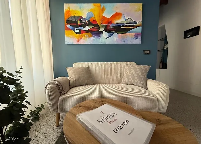 アパート - La Corte Dei Mercanti - Centro Storico ストレーザ