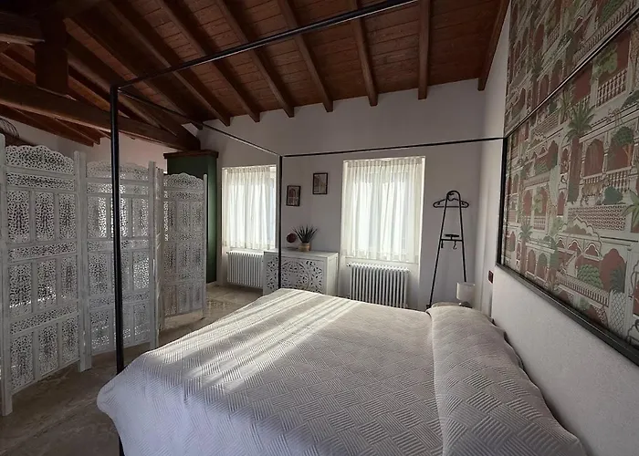 - La Corte Dei Mercanti - Centro Storico アパート ストレーザ