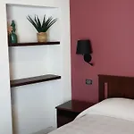 - La Corte Dei Mercanti - Centro Storico 스트레사