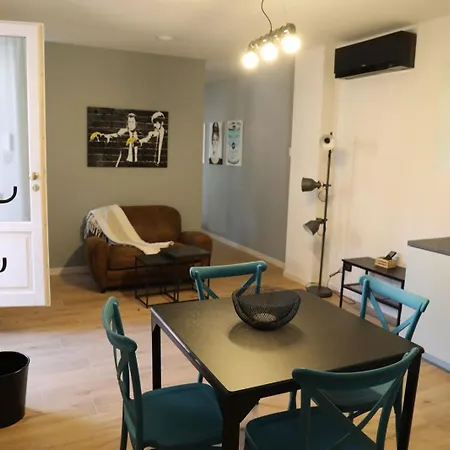 - La Corte Dei Mercanti - Centro Storico Stresa