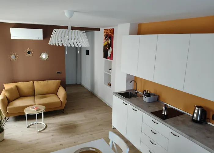 - La Corte Dei Mercanti - Centro Storico Apartment *