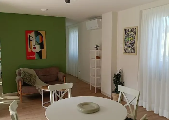 - La Corte Dei Mercanti - Centro Storico Apartment Stresa