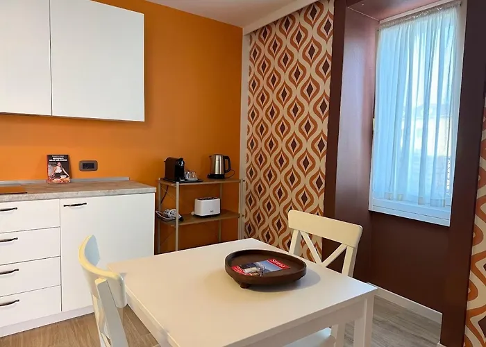 - La Corte Dei Mercanti - Centro Storico Apartment *